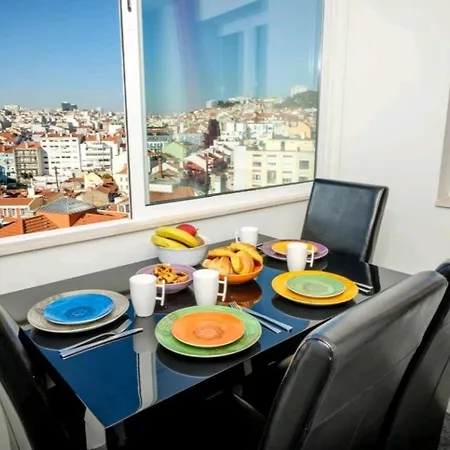 'Sky View' City Centre Apartment -Strictly For Families Or Couples Or Mature Friends - We Do Not Accept Groups Of Friends Under 40 Years Old - No Exceptions Apartament